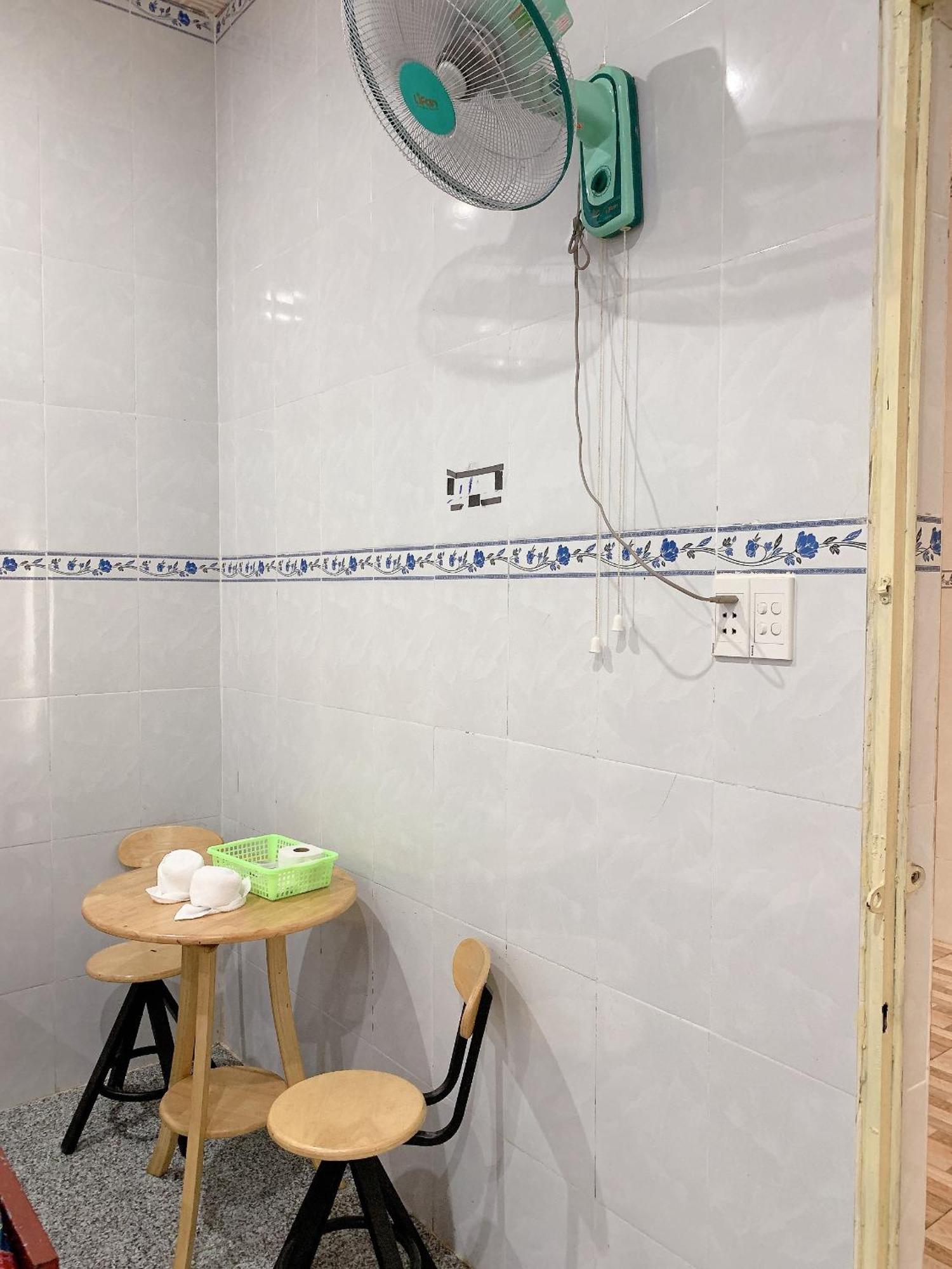 Nhà Nghỉ TáN PháT Hotel Ap Thanh Son Buitenkant foto